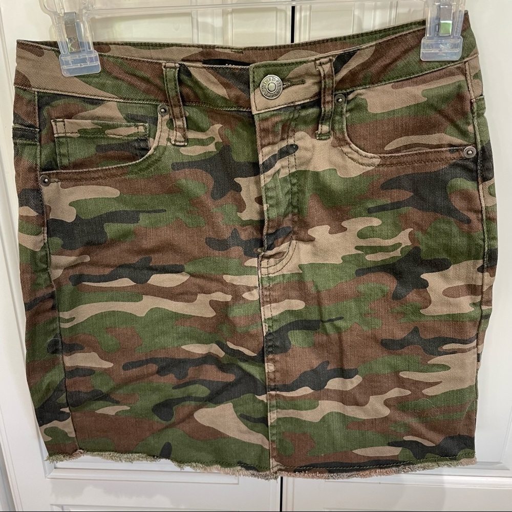 Like New! Womens mini skirt
